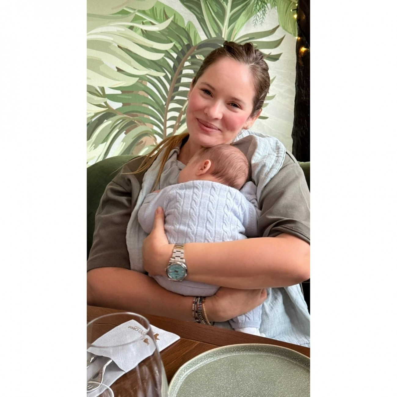 1736928409988 985078734 anabrand1