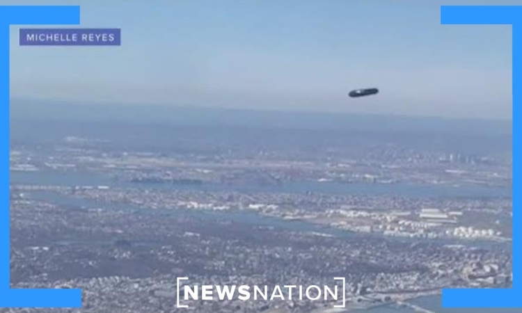 Μυστηριώδες ιπτάμενο αντικείμενο πάνω από την Νέα Υόρκη - Γυναίκα ισχυρίστηκε ότι είδε UFO - Βιντεο