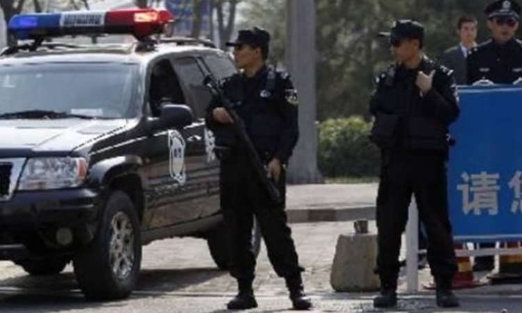 Τραγωδία σε δημοτικό σχολείο στην Κίνα | 2 νεκροί και 10 τραυματίες από επίθεση με μαχαίρι