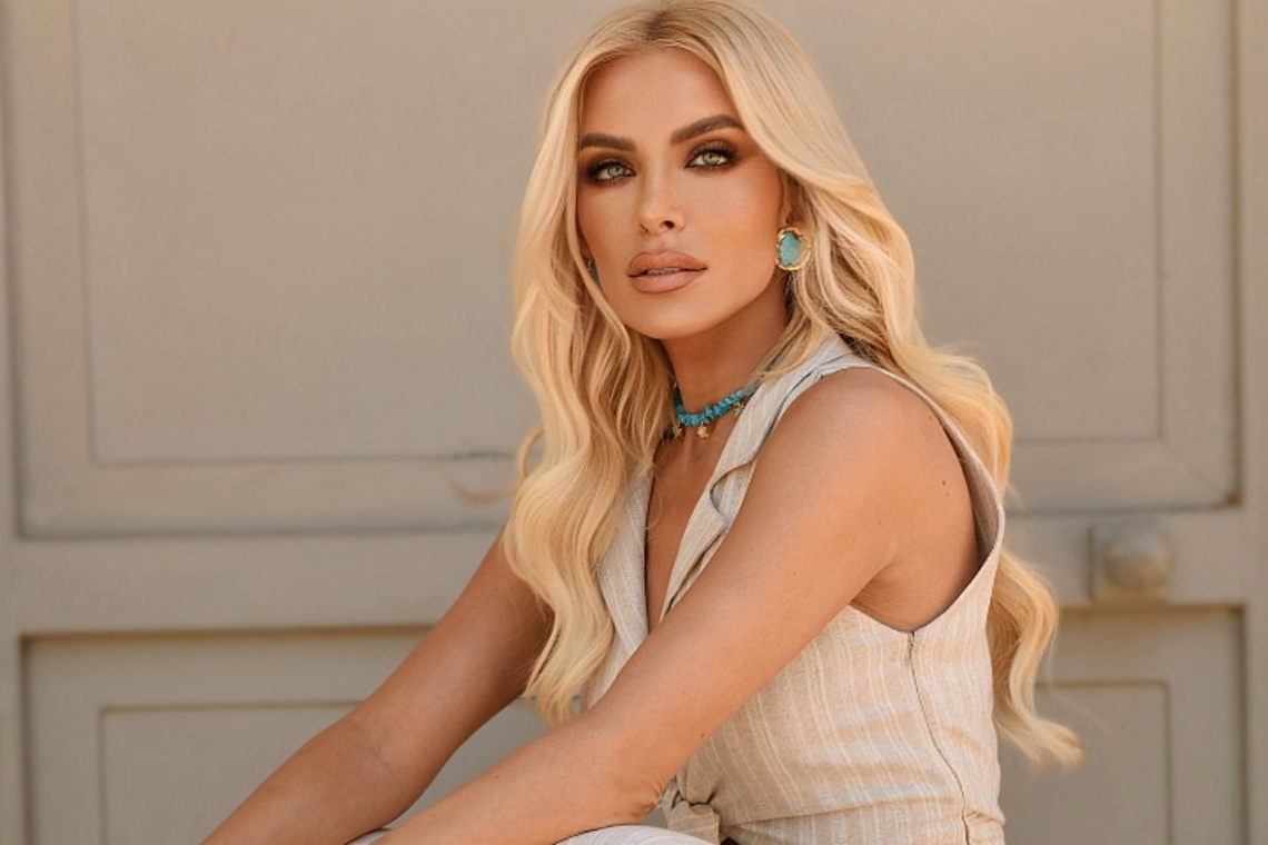 Η συγκινητική ανάρτηση της Καινούργιου με φωτογραφία και μήνυμα αγάπης