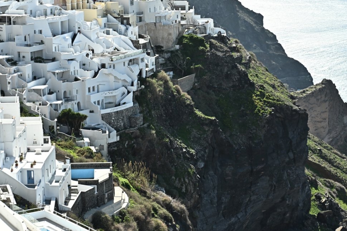 https://www.iefimerida.gr/sites/default/files/styles/medium_article_image/public/2025-02/seismos-35-35-53345g8.jpg?itok=XLoJzTS6