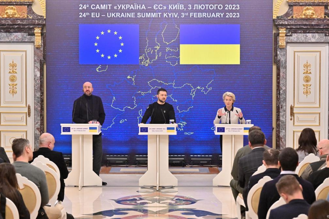 https://www.iefimerida.gr/sites/default/files/styles/medium_article_image/public/2025-03/sinodos-ee-oukrania-zelenski.jpg?itok=TsAYWjgg