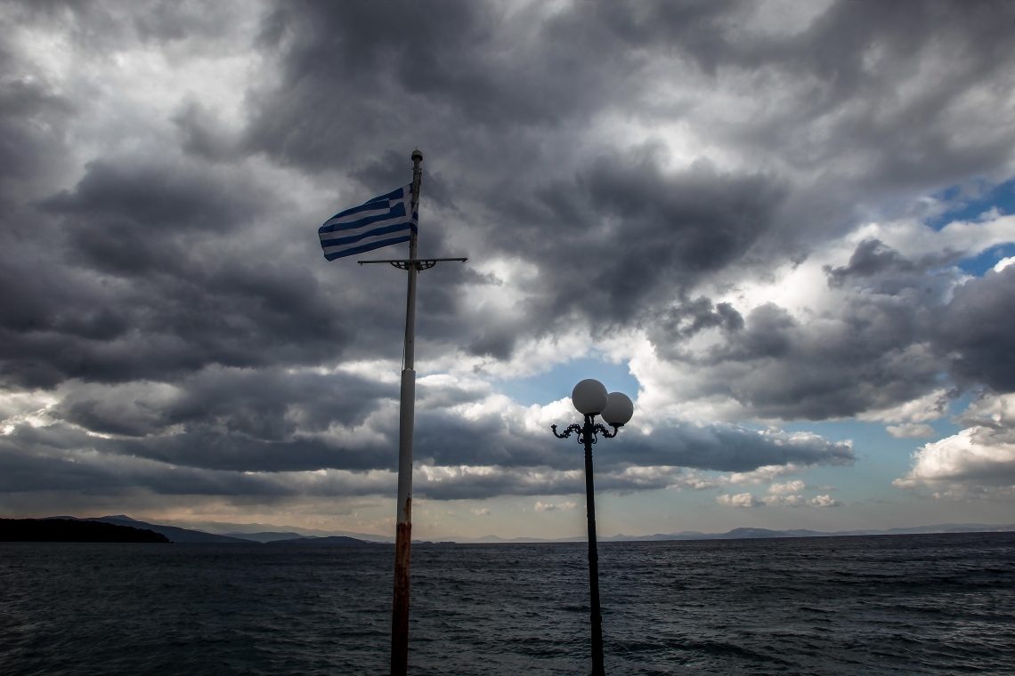 https://www.parapolitika.gr/images/640x360/jpg/files/2025-02-19/kairos_kryo.jpg