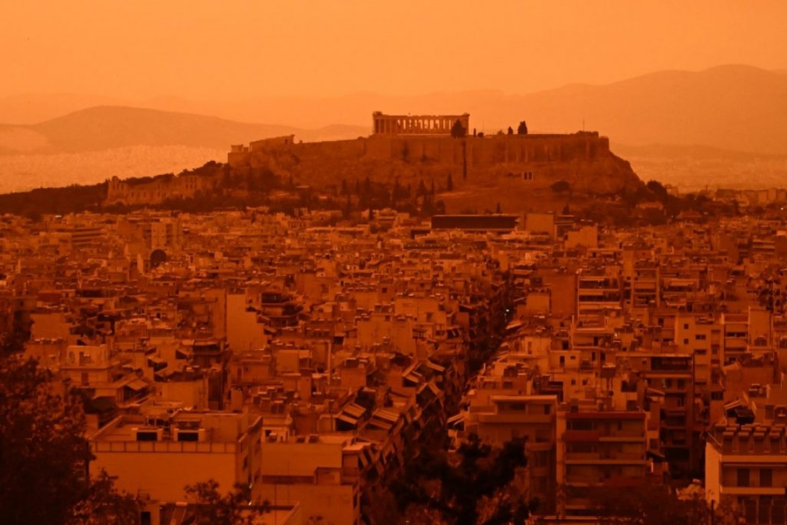 https://www.parapolitika.gr/images/640x360/2/jpg/files/2024-04-23/afrikaniki_skoni_athina_arxiki.jpg