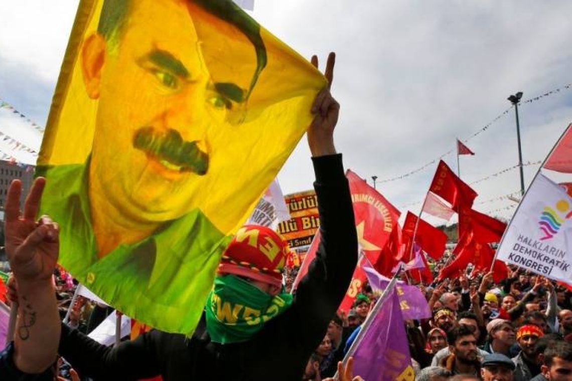 https://www.iefimerida.gr/sites/default/files/styles/medium_article_image/public/2025-03/pkk-toixos-stratiotis.jpg?itok=KARho5xi