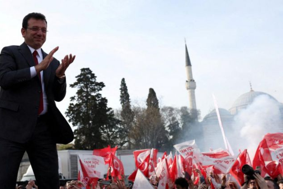 Πολιτική αναταραχή στην Τουρκία μετά τη σύλληψη Ιμάμογλου
