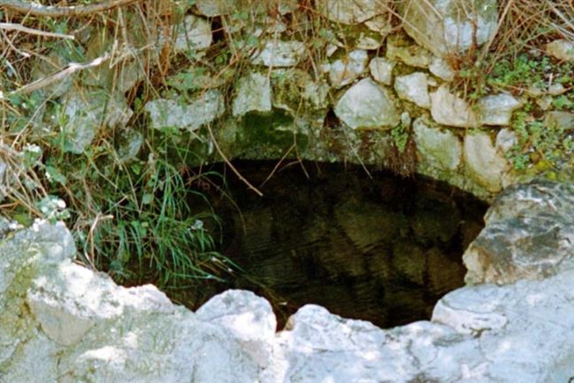 Μυστήριο στη Λήμνο: Νεκρή 55χρονη, την εντόπισαν σε πηγάδι