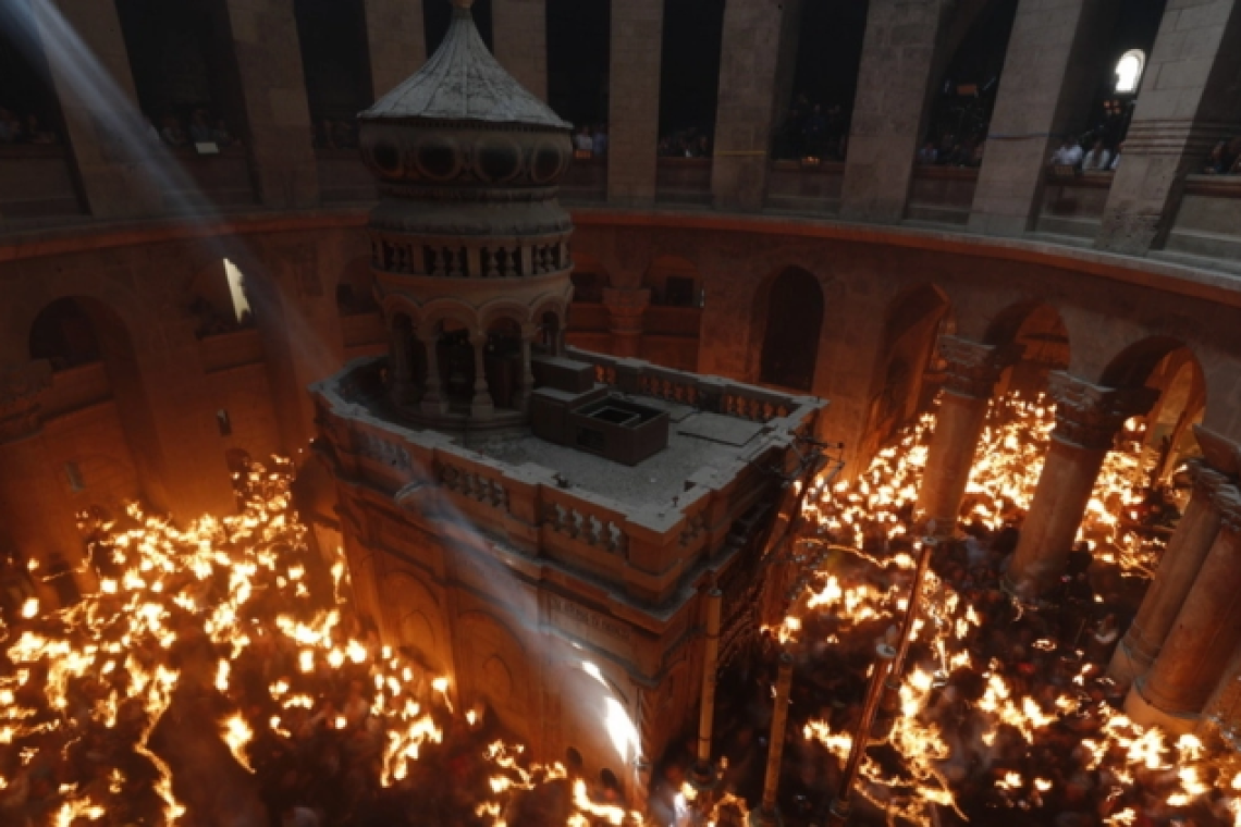 Άφιξη του Αγίου Φωτός στην Ελλάδα σήμερα στις 19:00