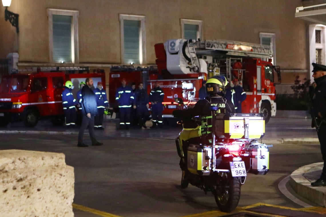 Ταυτοποιήθηκε ο δράστης που έστειλε μήνυμα για βόμβα στη Βουλή