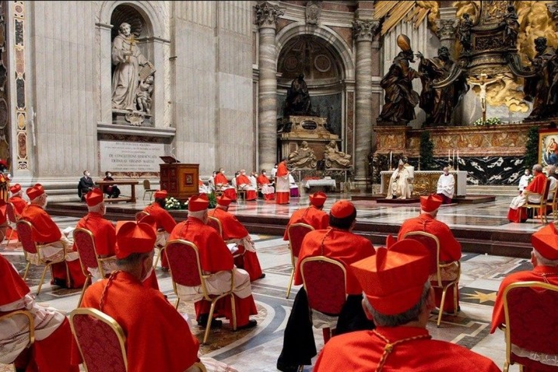 https://img.cnngreece.gr/img/1290/max/80/2025/04/29/42e03d14-cardinals1111.jpg?t=Ii9CVdeoluYJbijKJ8TSFg