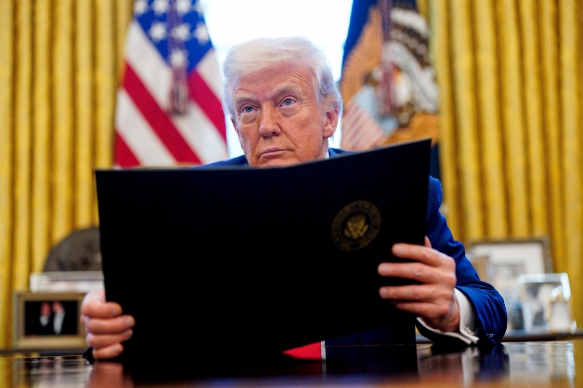 https://www.iefimerida.gr/sites/default/files/styles/medium_article_image/public/2025-05/trump-merz.jpg?itok=od-WqhMQ