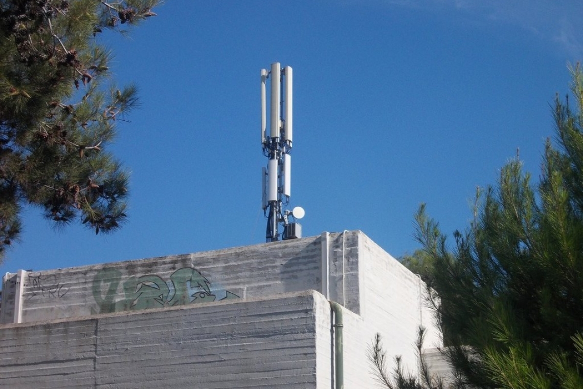 Αίγινα: Εγκατάσταση ψηλών κεραιών κινητής τηλεφωνίας δίπλα σε αρχαιολογικό χώρο