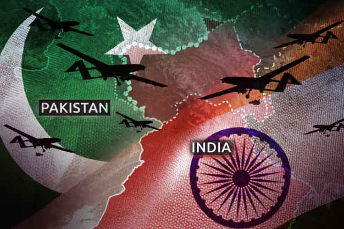 https://www.parapolitika.gr/images/640x360/jpg/files/2025-05-12/pakistan-india-diamaxi.jpg