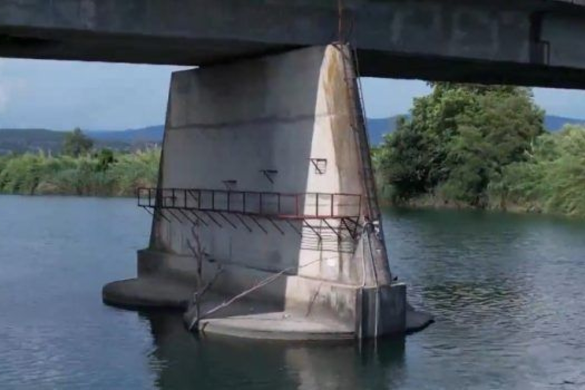 Άρτα: Αγωνία για τα παιδιά που διασώθηκαν στον ποταμό Άραχθο