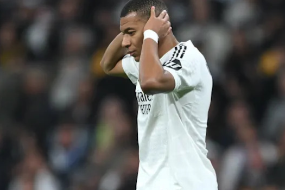 Ο Εμπαπέ εκτός αγώνων των ομίλων του Παγκόσμιου Κυπέλλου Συλλόγων