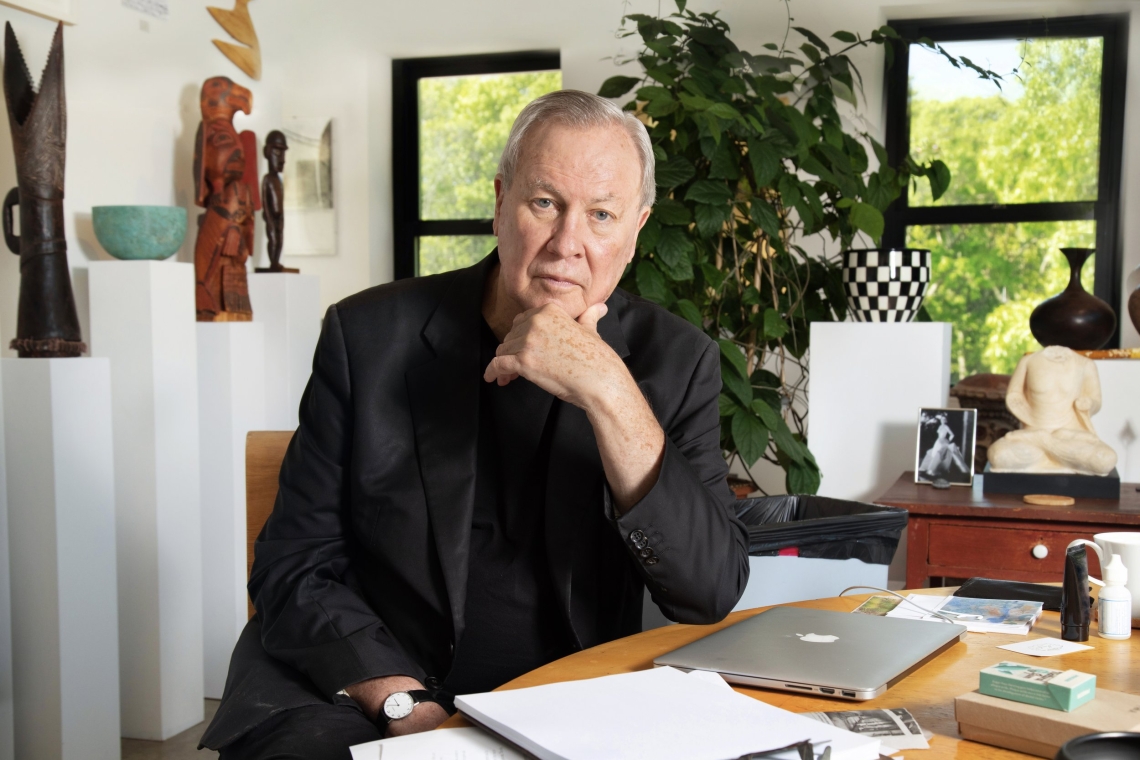 Αποχαιρετισμός στον εμβληματικό σκηνοθέτη Robert Wilson