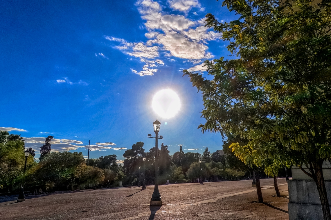 Ζεστός Οκτώβριος: Πρόβλεψη καιρού από το Meteo