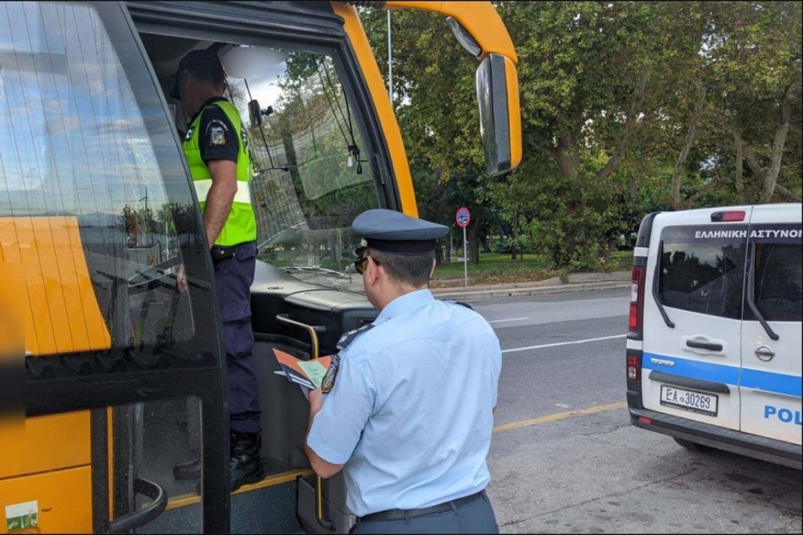 Σαρωτικοί έλεγχοι με πρόστιμα σε σχολικά λεωφορεία της Αθήνας