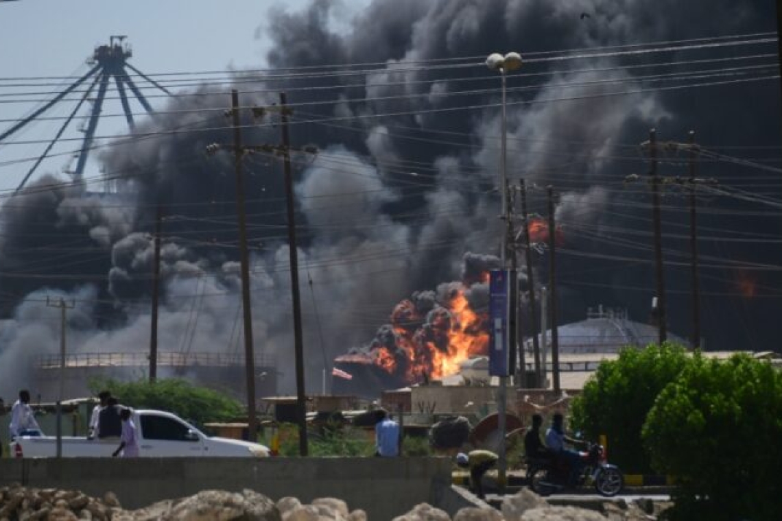 Εκρήξεις και επιθέσεις με drones στο νότο του Σουδάν