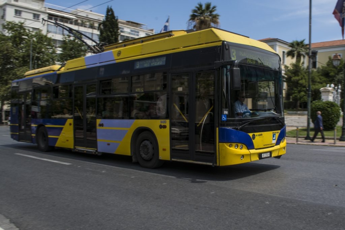 Οδηγός τρόλεϊ δέχθηκε επίθεση στον Άγιο Ιωάννη Ρέντη