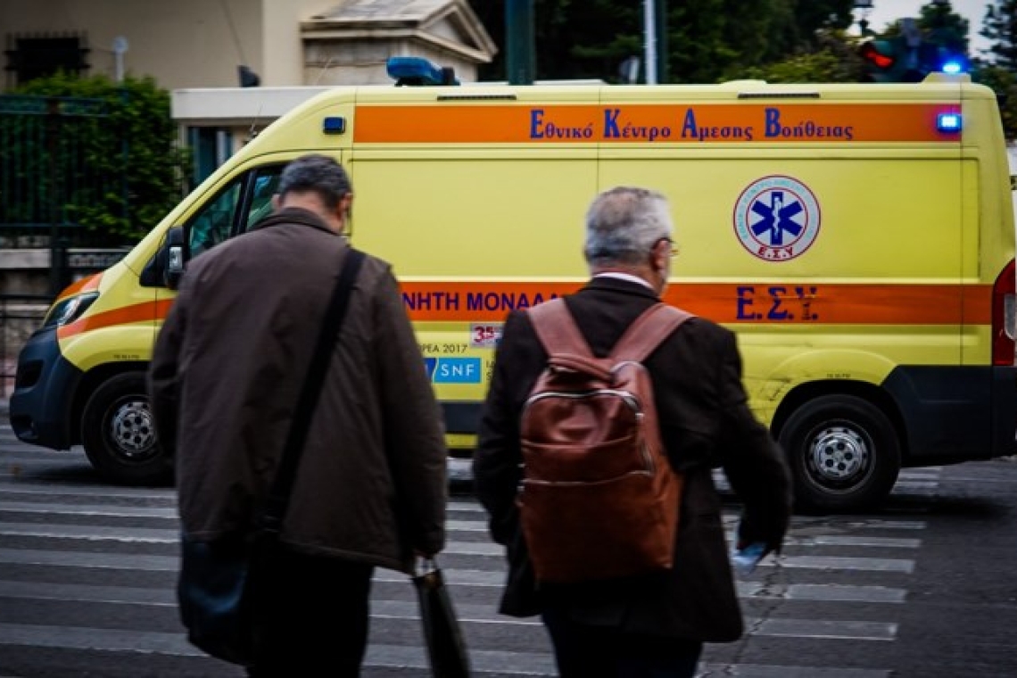 Τροχαίο ατύχημα στη λεωφόρο Μεσογείων με τραυματισμό πεζού