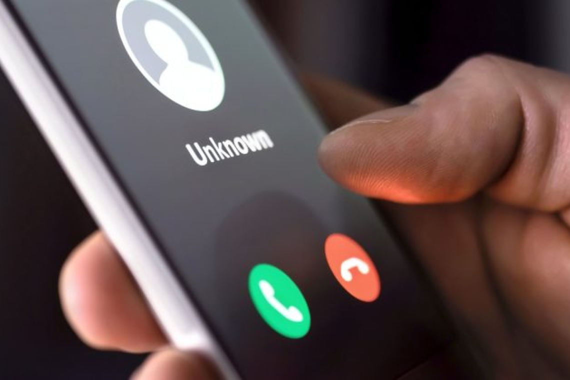 Απάτη: Ψεύτικοι υπάλληλοι του ΔΕΔΔΗΕ άρπαξαν 180.000 ευρώ σε αλουμινόχαρτο