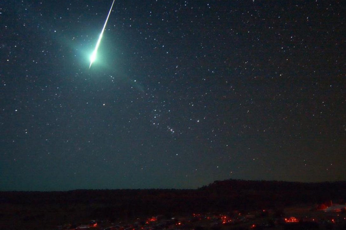 Τα φαινόμενα των «μπλε φωτεινών σφαιρών» στον ουρανό