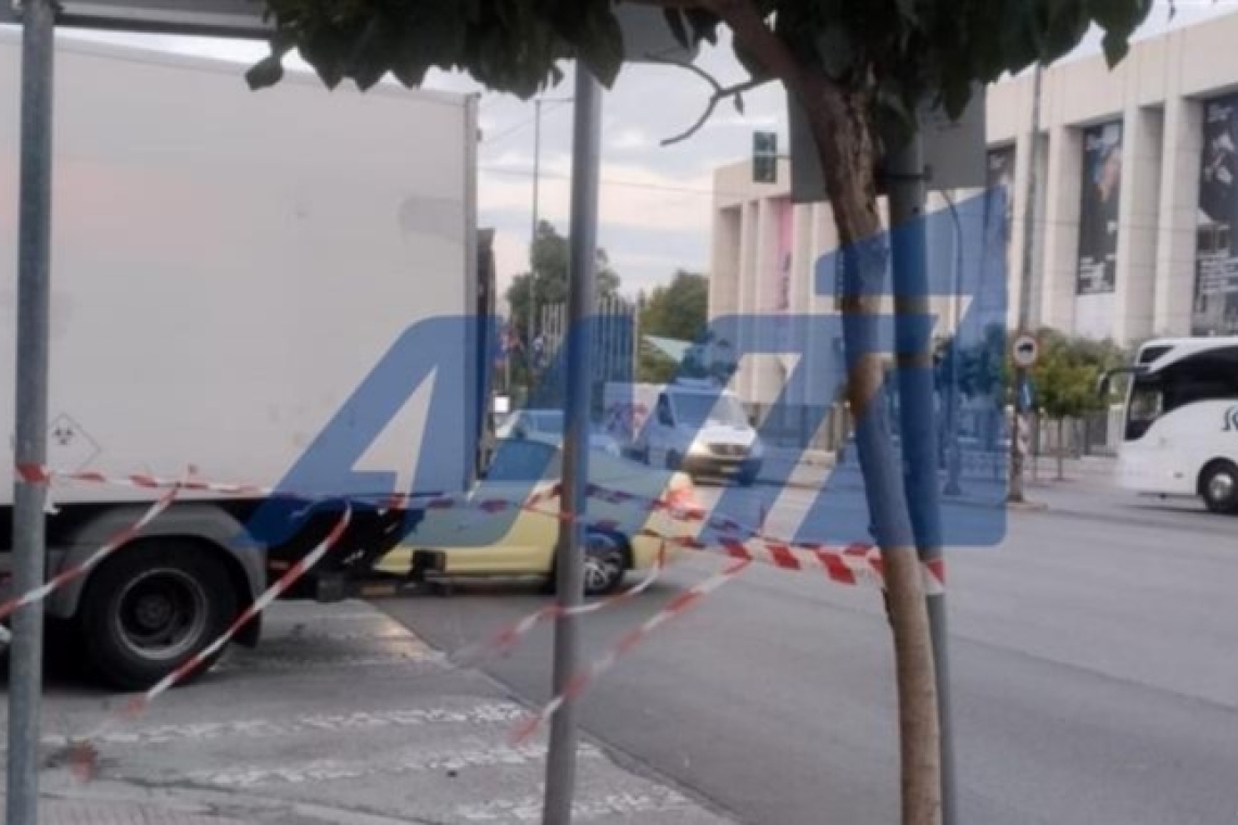 Τραγικό τροχαίο στη Βασιλίσσης Σοφίας με θύμα μηχανικό του στρατού