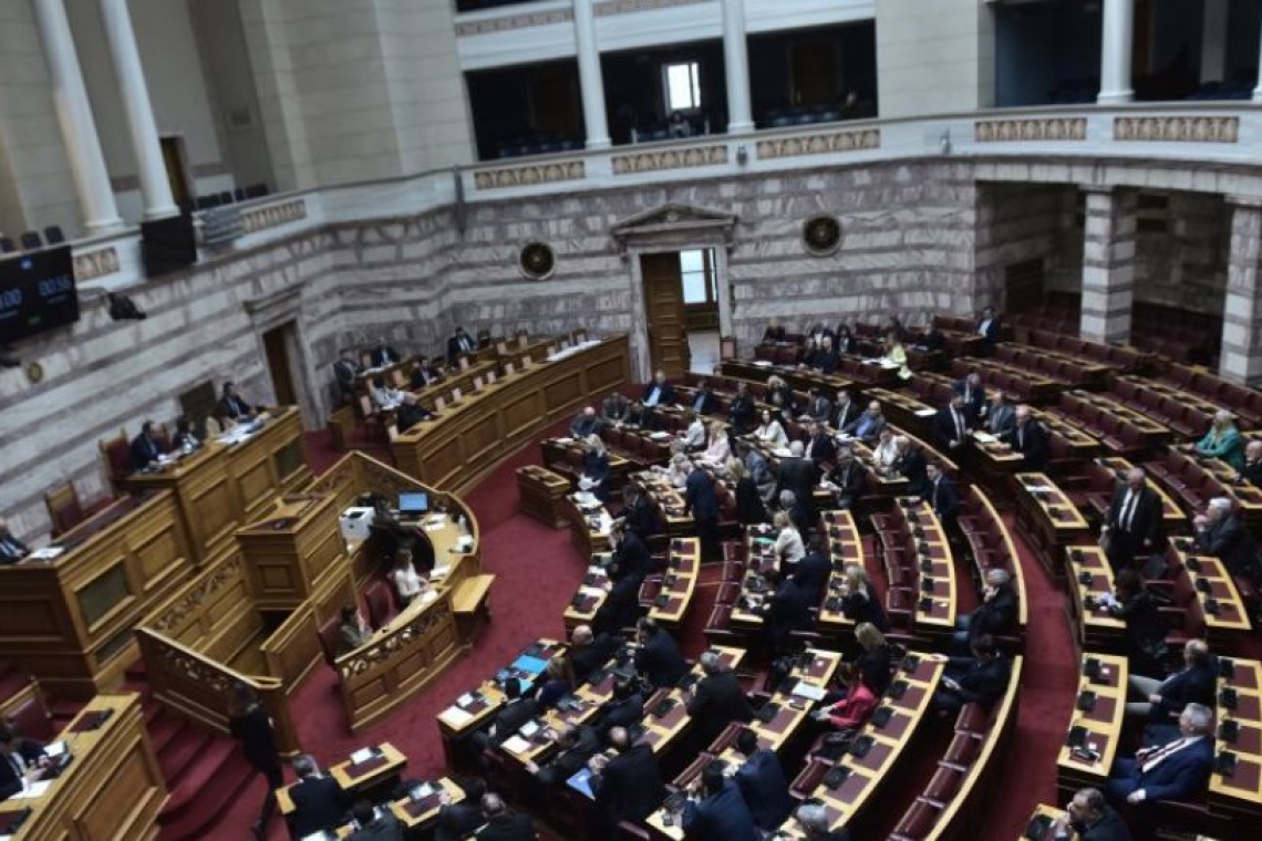 Νέα ποινική δικογραφία για τα Τέμπη στη Βουλή