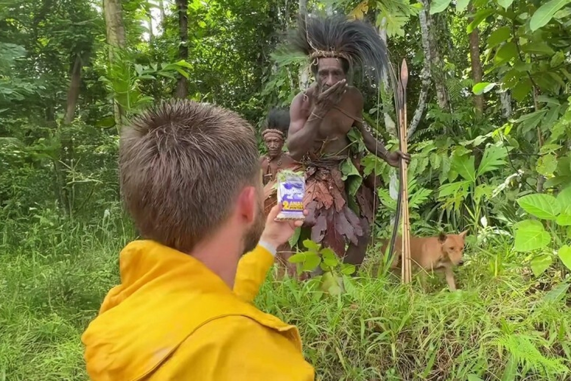 Κίνδυνος για απομονωμένες φυλές από influencers επιδιώκοντας προβολές