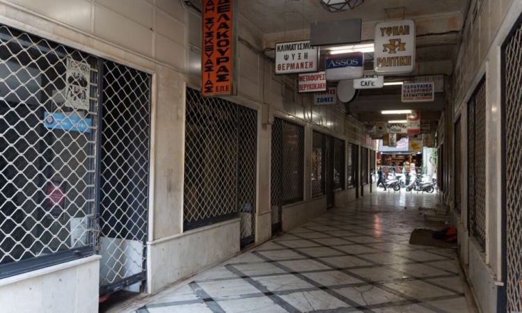 Στοά Ηλεκτρονικών: Η μικρή αίθουσα που έγινε θρύλος στη γειτονιά