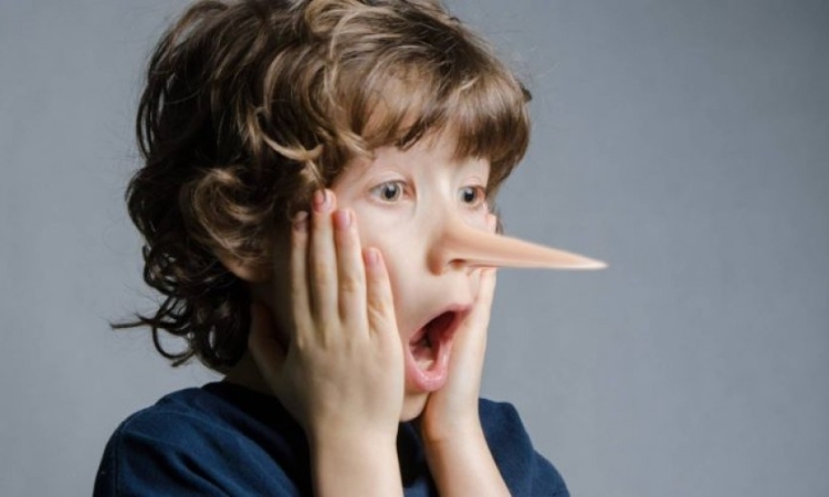 Ο ψεύτης και ο κλέφτης τον πρώτο χρόνο χαίρονται