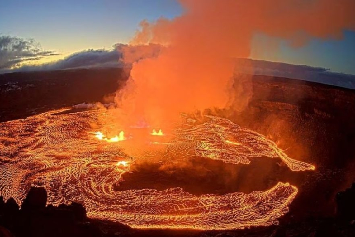 Εκρηκτική δραστηριότητα στο ηφαίστειο Κιλαουέα της Χαβάης - Λάβα εκτινάχθηκε στα 120 μέτρα