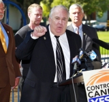 Ο παραγωγός του ΜακΓκάιβερ, Στίβεν Ντάουνινγκ, πέθανε από σήψη στα 87 του