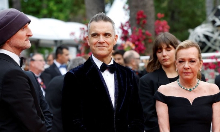 Η μάχη του Robbie Williams με την κατάθλιψη και το αλκοόλ