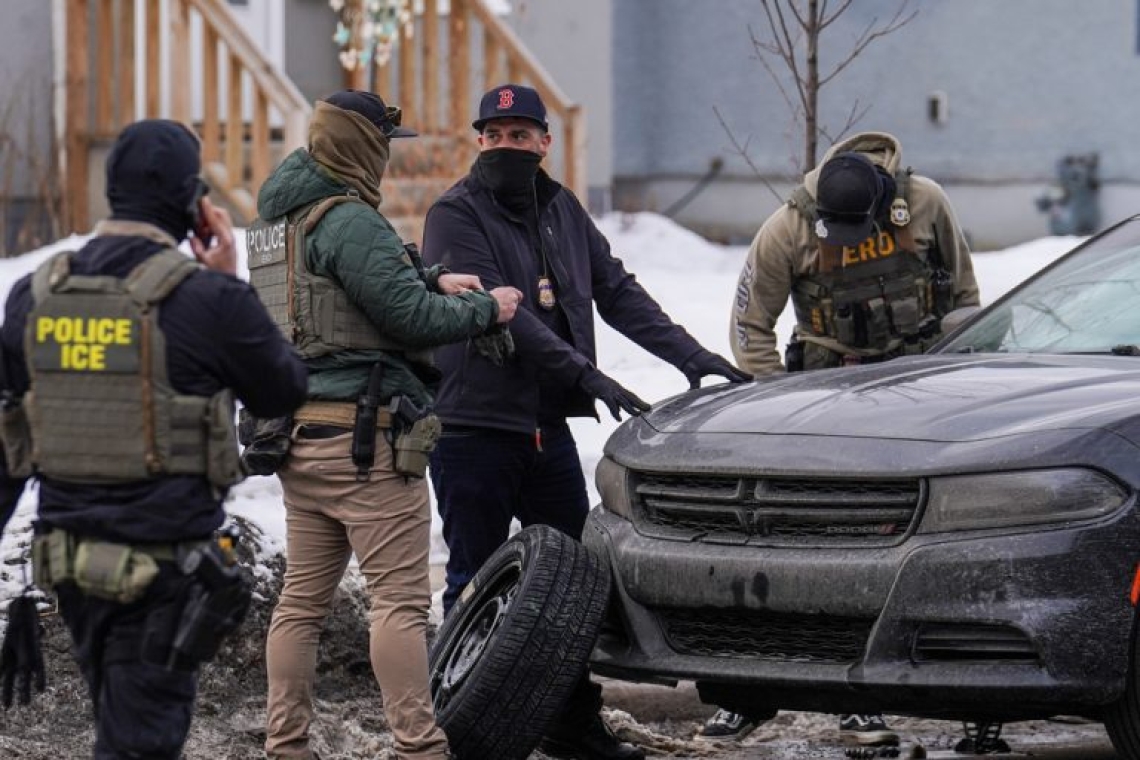 https://www.real.gr/wp-content/uploads/2026/02/w27-72257federalofficers0.jpg