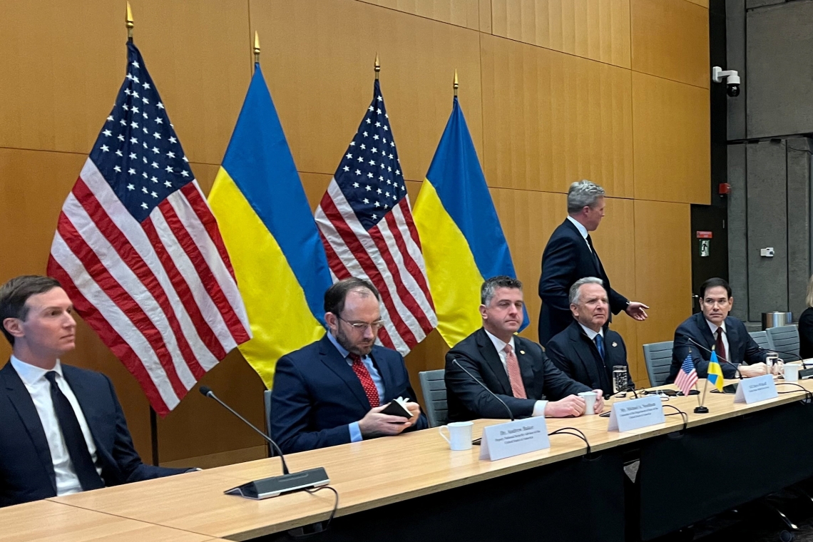 https://www.enikos.gr/wp-content/uploads/2026/02/Ukraine-ekso-1.jpg