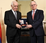 Υποδοχή του Προέδρου της Αρμενίας στο Προεδρικό Μέγαρο