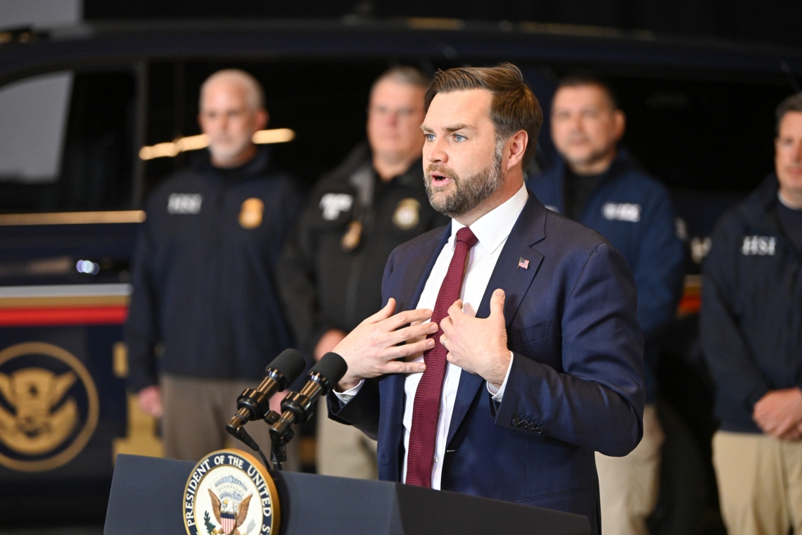 https://www.newsit.gr/wp-content/uploads/2026/02/j-d-vance-1200x630.jpg
