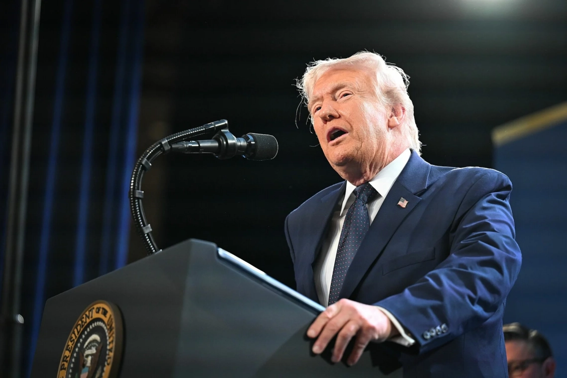 https://www.in.gr/wp-content/uploads/2026/03/2026-03-16T043450Z_229473651_RC2F5KA75639_RTRMADP_5_IRAN-CRISIS-EMIRATES-INCIDENT-620x350.jpg