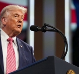 Τραμπ: Ζητήθηκε κατάπαυση πυρός από το νέο Ιρανό ηγέτη