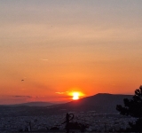 Εκεί που τελειώνει η μέρα αρχίζεις εσύ