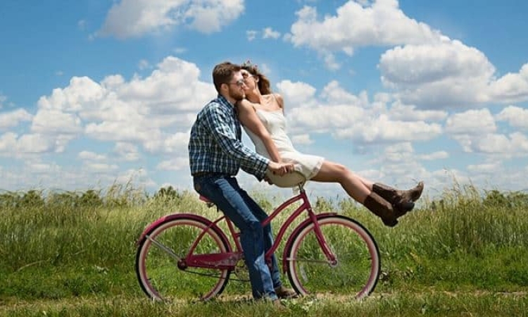 Ανθρώπινη φύση και έρωτας: Η ανάγκη να σε δει κάποιος πραγματικά