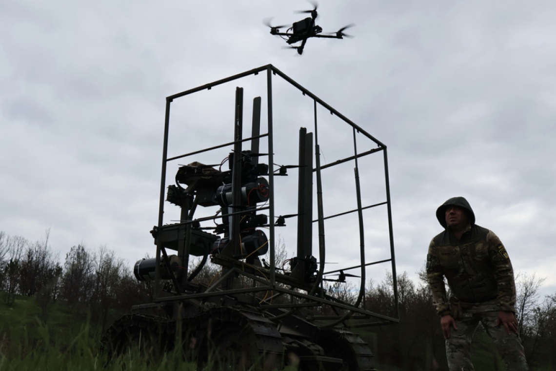 https://www.newsit.gr/wp-content/uploads/2026/05/latvia-drones-reuters-1200x630.jpg