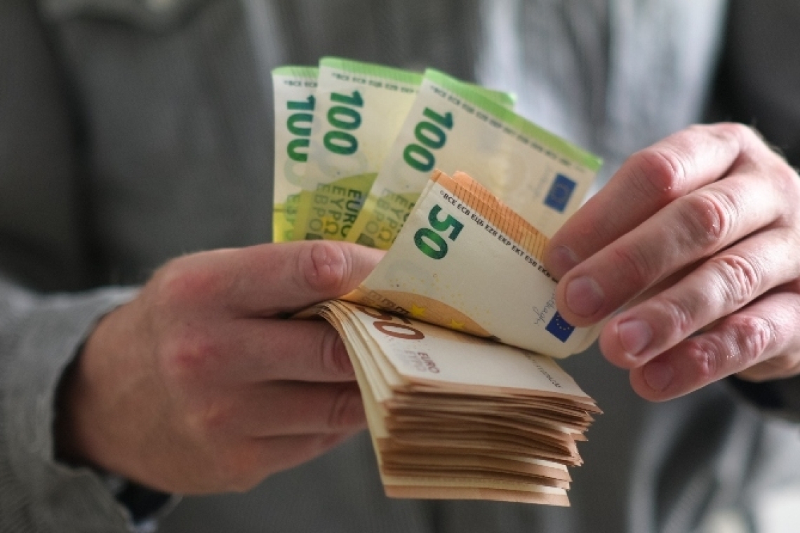Τι θα γινόταν εάν η ανθρωπότητα αποφάσιζε να καταργήσει το χρήμα;