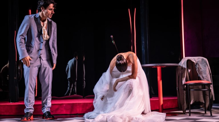 54a27d4eb97c4b329da37d9b1f7569ef